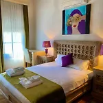 Cedrus Hotel