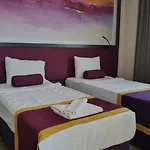 Campus Hill Hotel