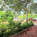 Secret Garden Hotel & Bungalows