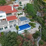 Guezel Elma -Breathtaking Sea View Villa, Pool & Access To Sea
