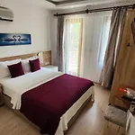Amphora Hotel