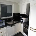 Onkel Residences