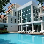 Aqualin Villas