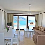 Villa Dionysus