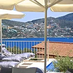 Villa Dionysus