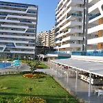 Emerald Dreams Apartment
