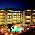 Risus Suit Hotel