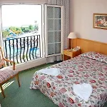 Justiniano Wish Side Hotel