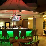 Vega Green Apart Hotel