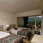 Club Phaselis