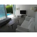 Novron Villa 11