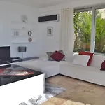 Villa Calico