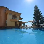 Bektas 5 Ultra Lueks Villa