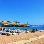 Club & Hotel Karaburun