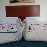 Mina Apart Hotel