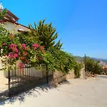 Villa Aden