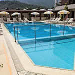 Armas Park Hotel