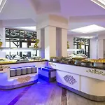 Perre Art Hotel Resort