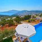 Villa Pamera