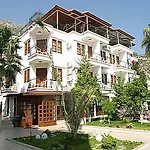 Samira Hotel & Apart