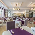 Mary Palace Resort & Spa