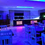 La Vella Hotel