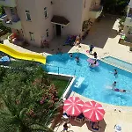 Side Forever Apart Hotel