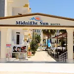 Side Midnight Sun Hotel