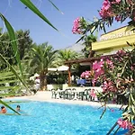 Murat Otel