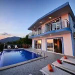 Kal4800 Villa Utku 3 Bedrooms