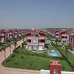 Happy Land Golf Villas