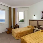Kleopatra Beach Hotel