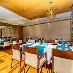Dionis Hotel Resort & Spa
