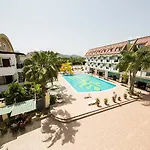 Armir Resort Hotel