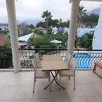 Partmezzo Apart Hotel