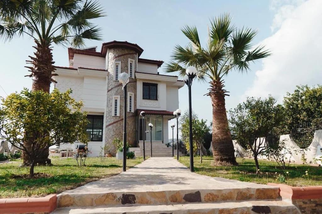 Villa Alyildiz Alanya'da Sik