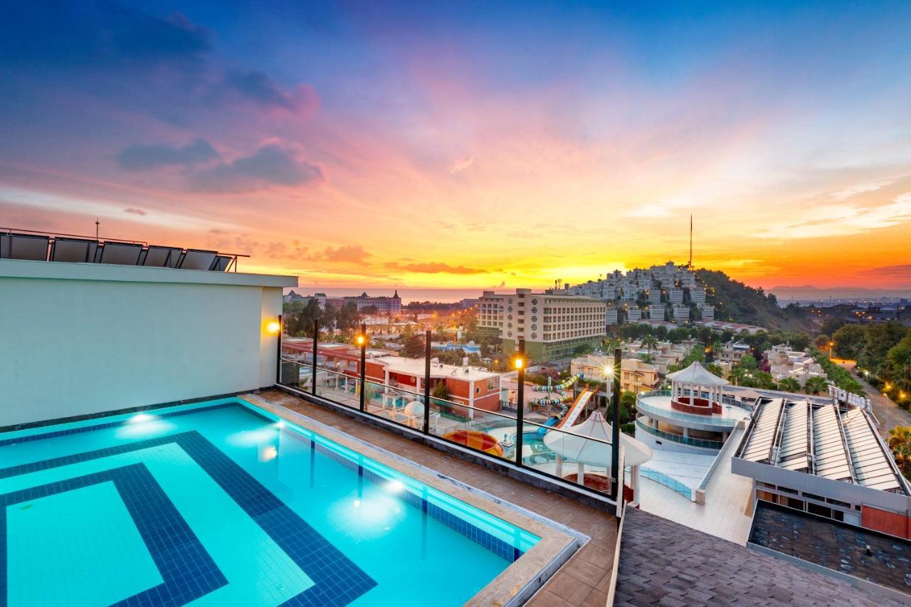 Otel Algora Halal Toslak
