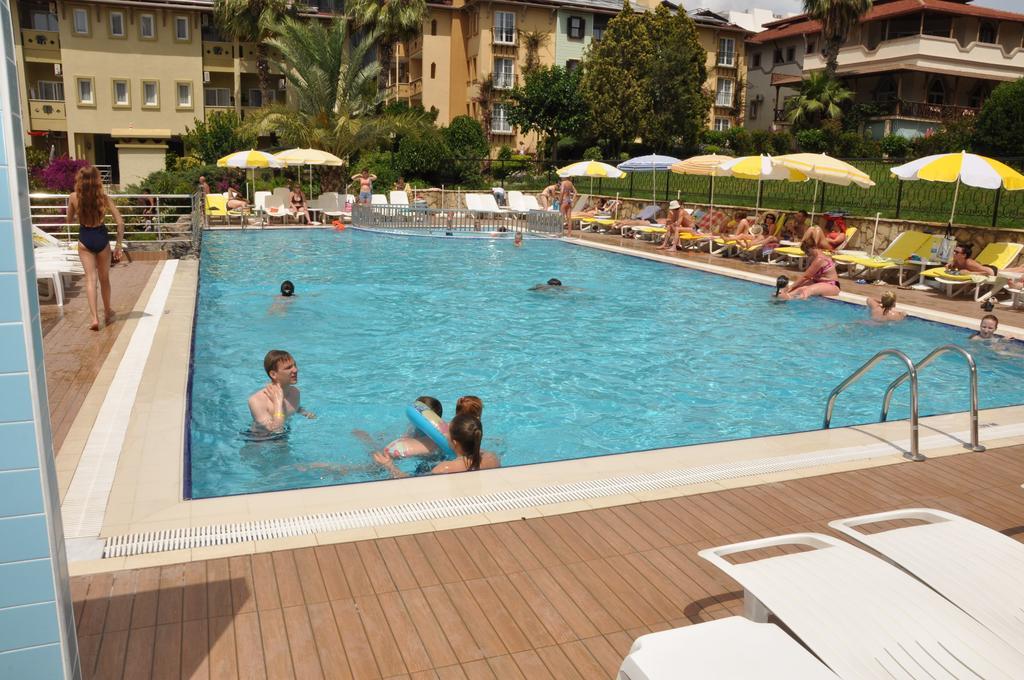Hotel Club Kosdere 2*