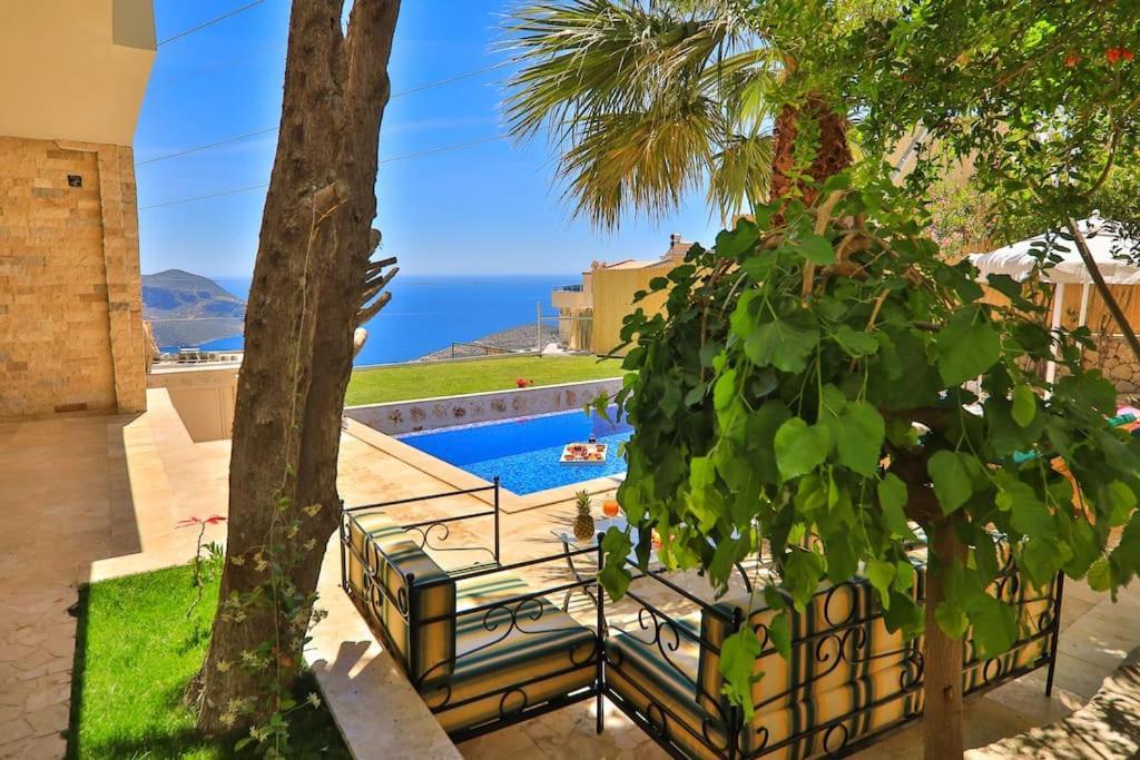 Mandalina - Hill * Kalkan