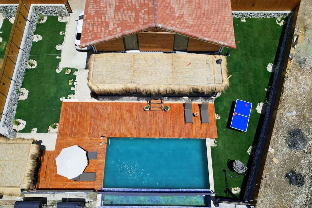 Kocaarmut 1 Villa