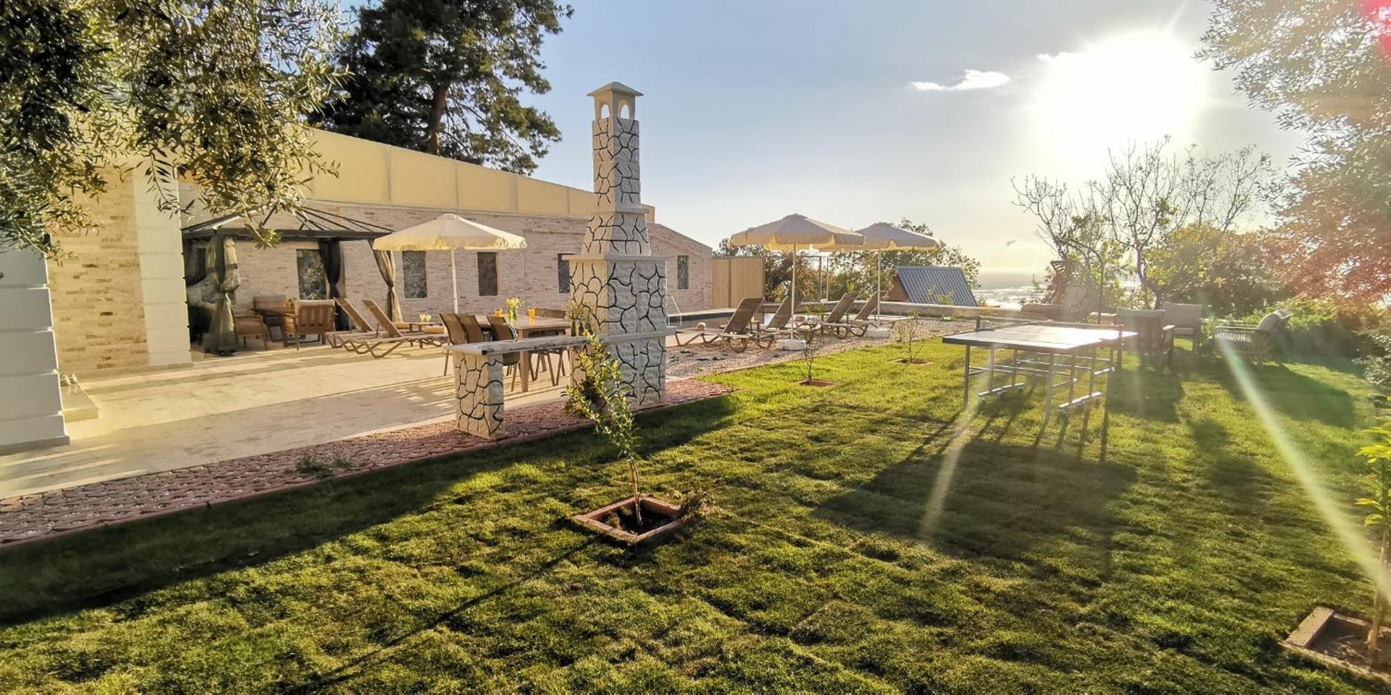 Villa Avantgarde-2 *