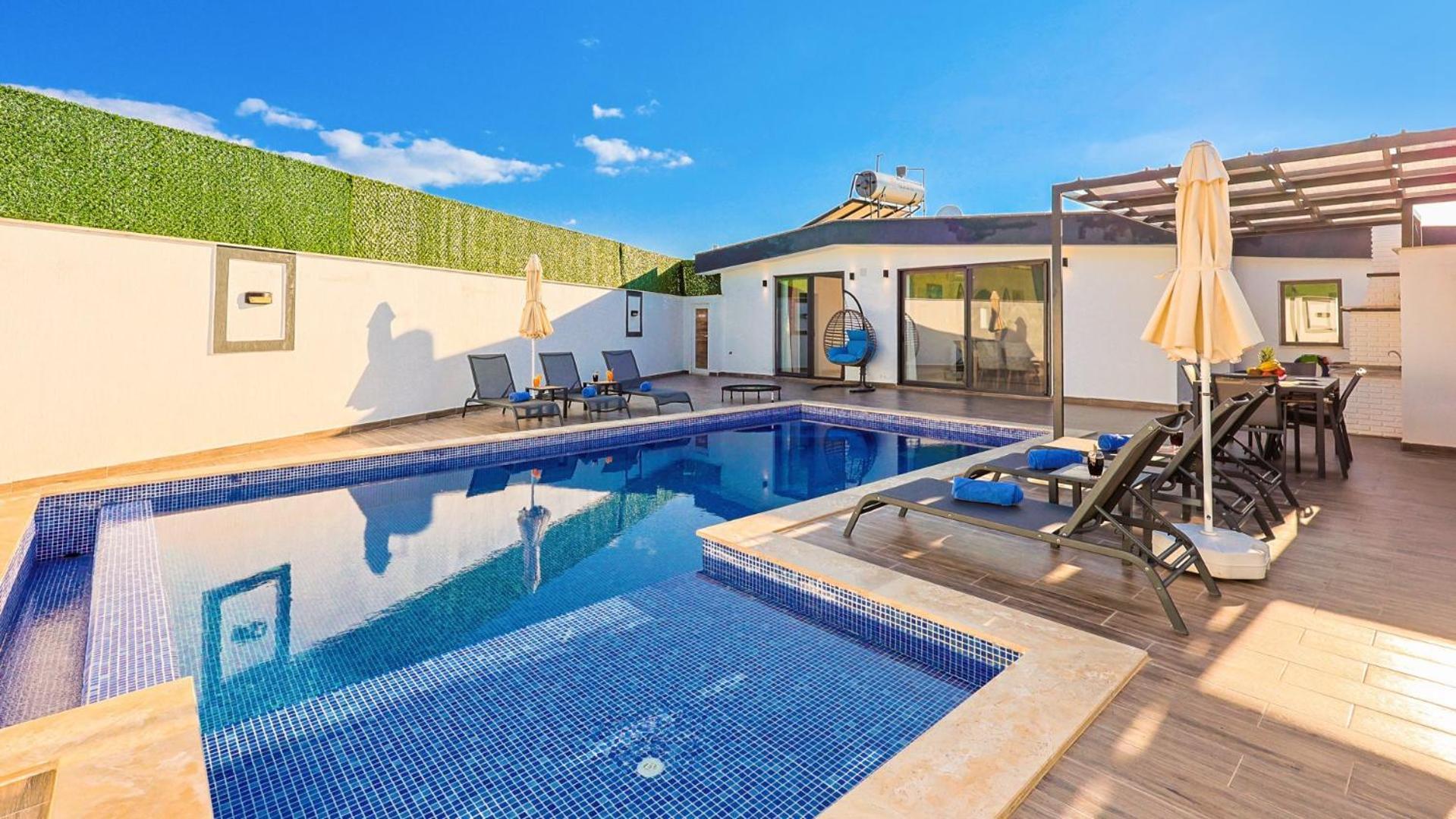 Cavdir Village 3 Bedroom 8676 Kalkan