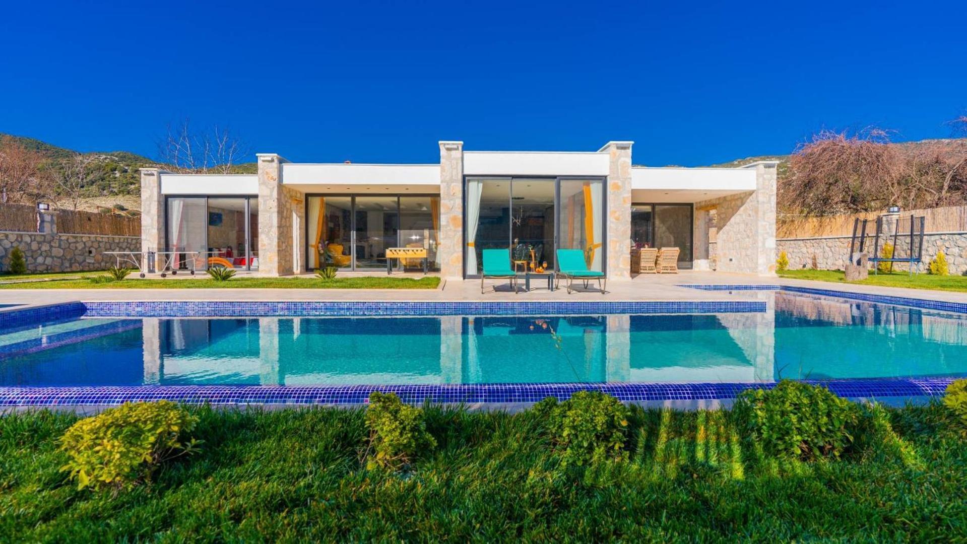 Vila Saribelen Village 3 Bedroom 4908 *