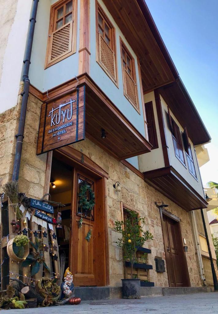 Kuyu Beergarden * Αττάλεια