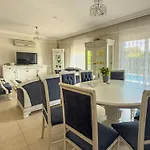 Paradise Town Villa Orchard