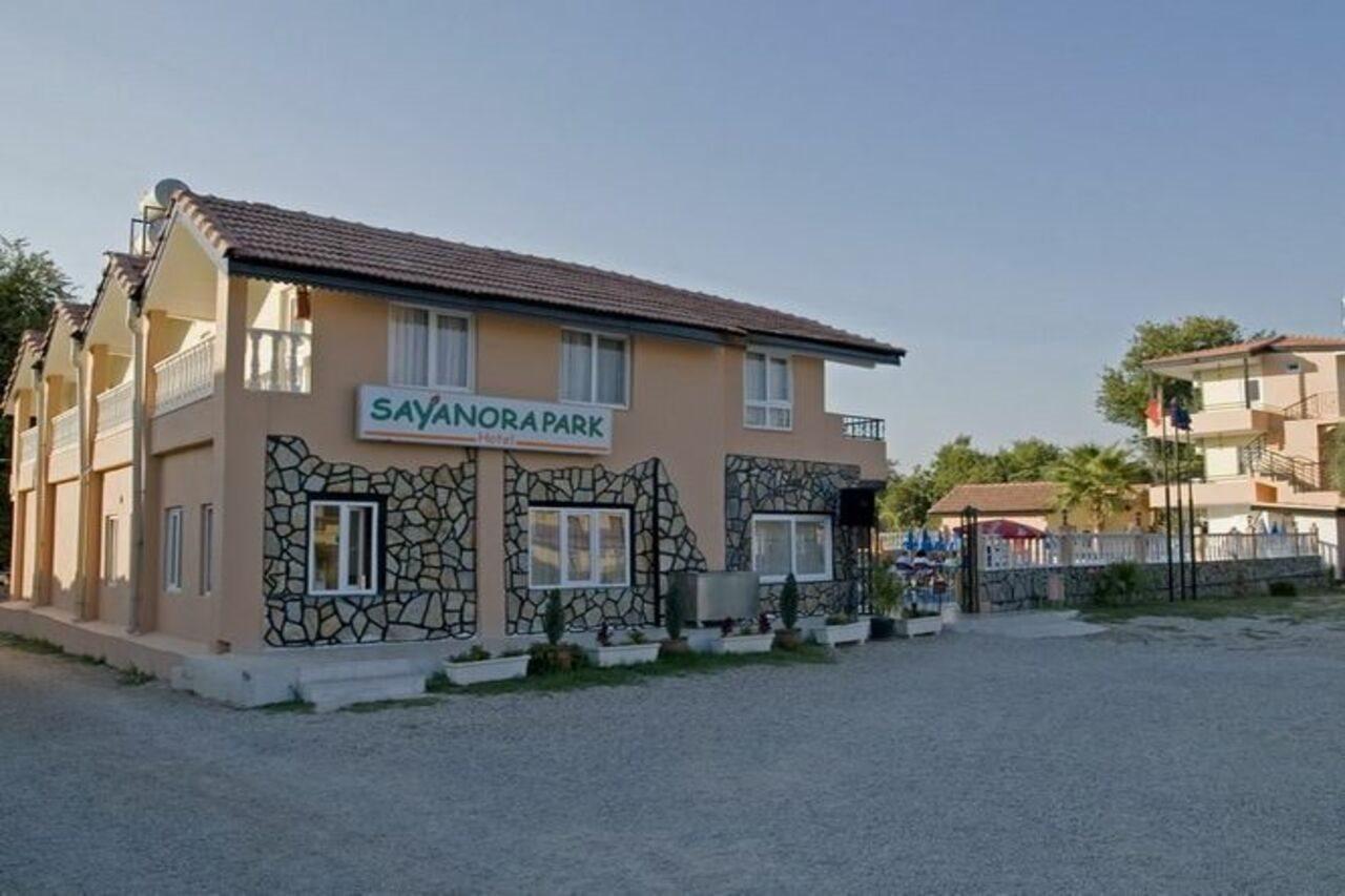 Hotel Sayanora & Park 4*