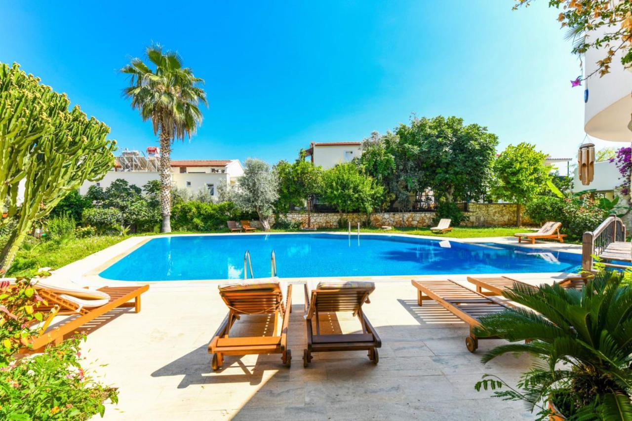 Appartement Duplex House With Shared Pool Near Beach In *