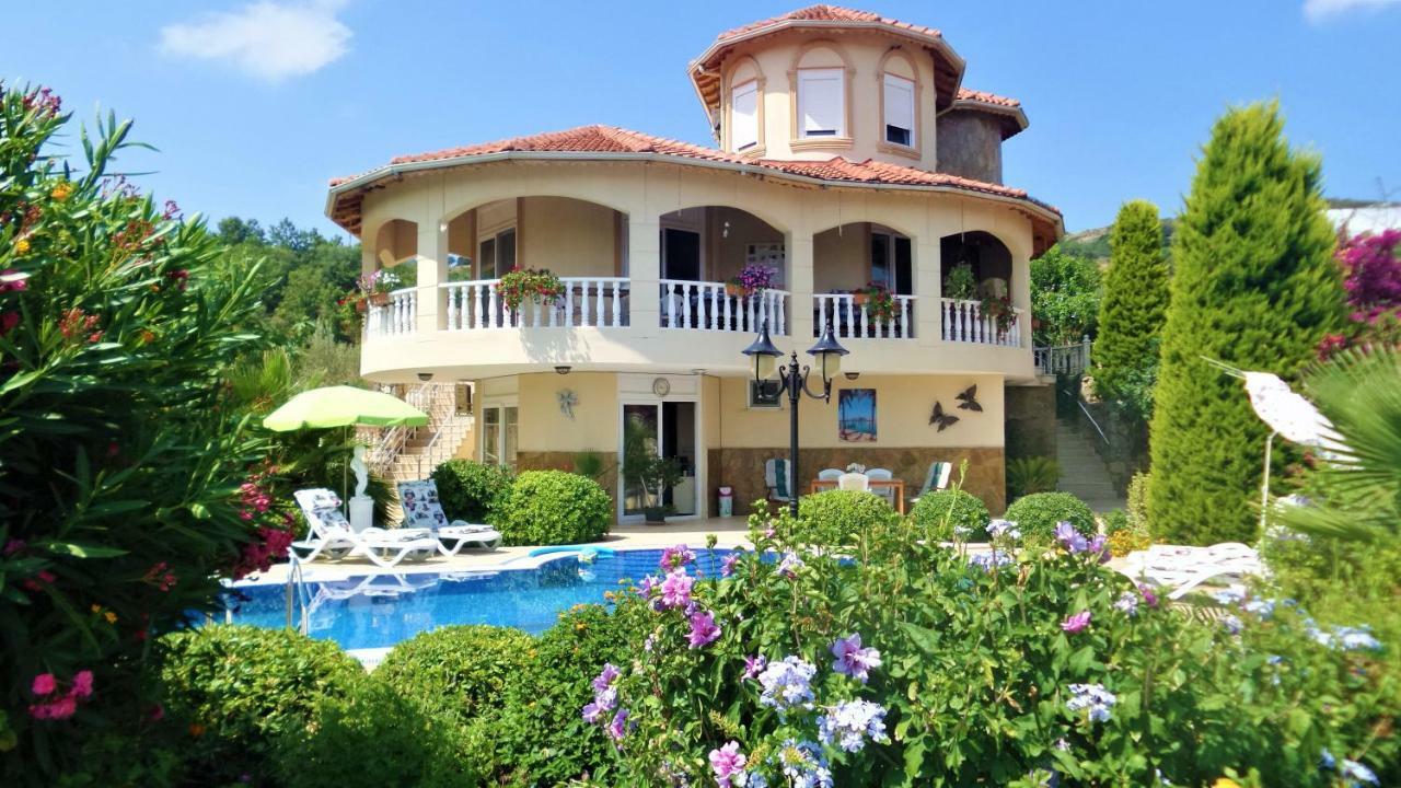 Evora With Private Pool And Large Garden Villa *