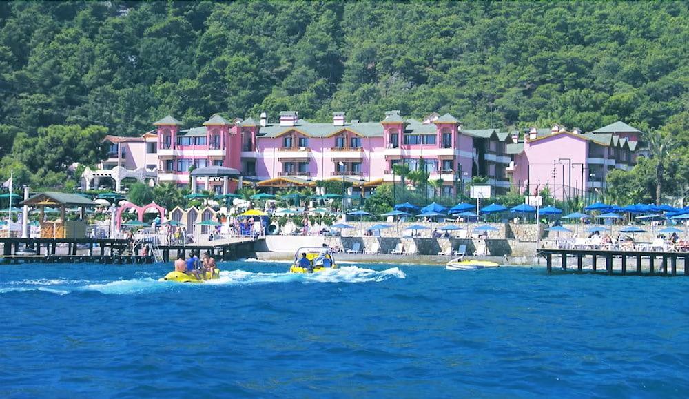 Sea Gull Hotel