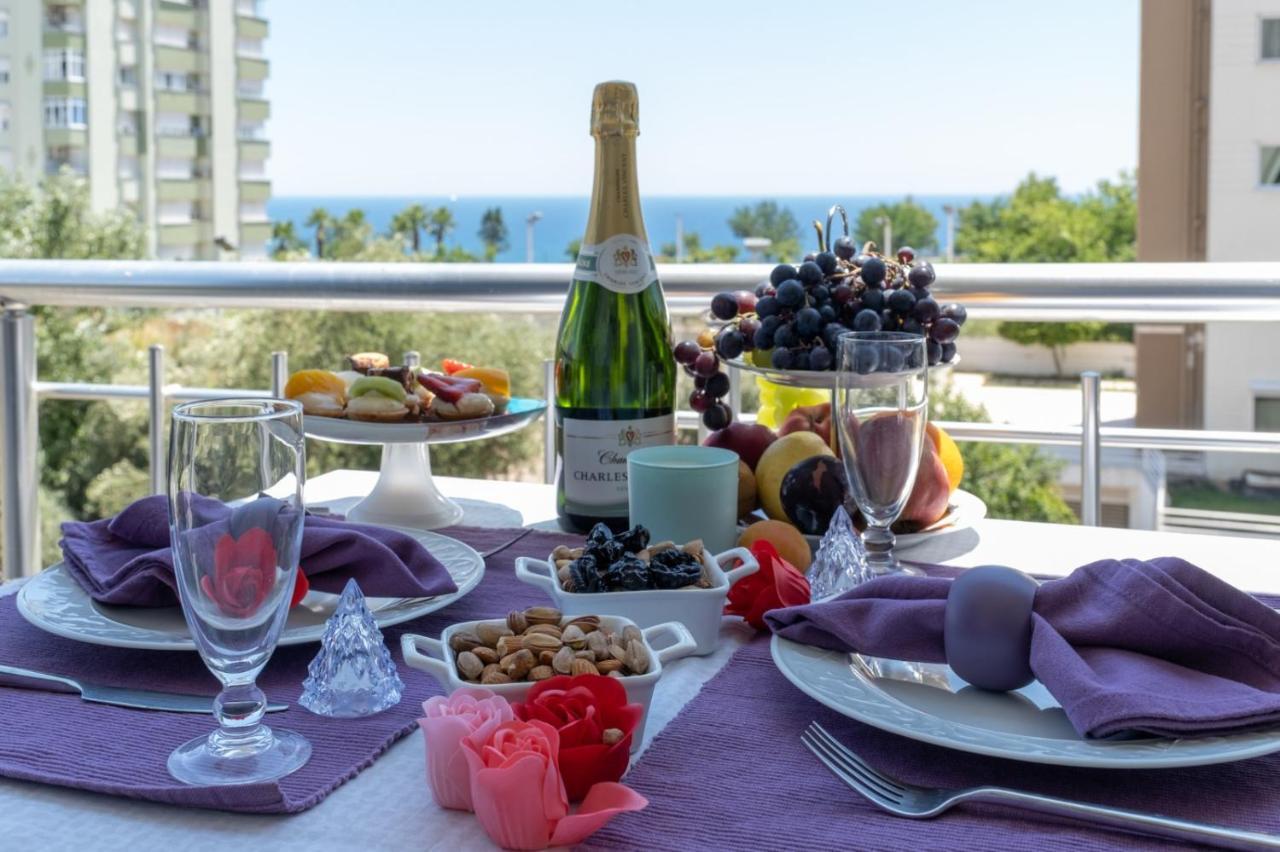 Lara 1+1 Luxury Apartament Antalya